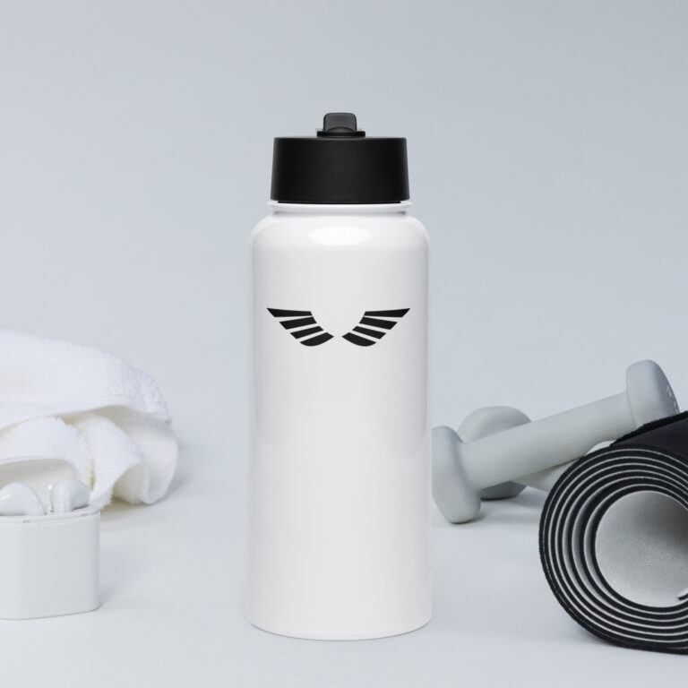 Stainless steel water bottle with a straw lid white 32 oz front 69cc57282e0d0.jpg